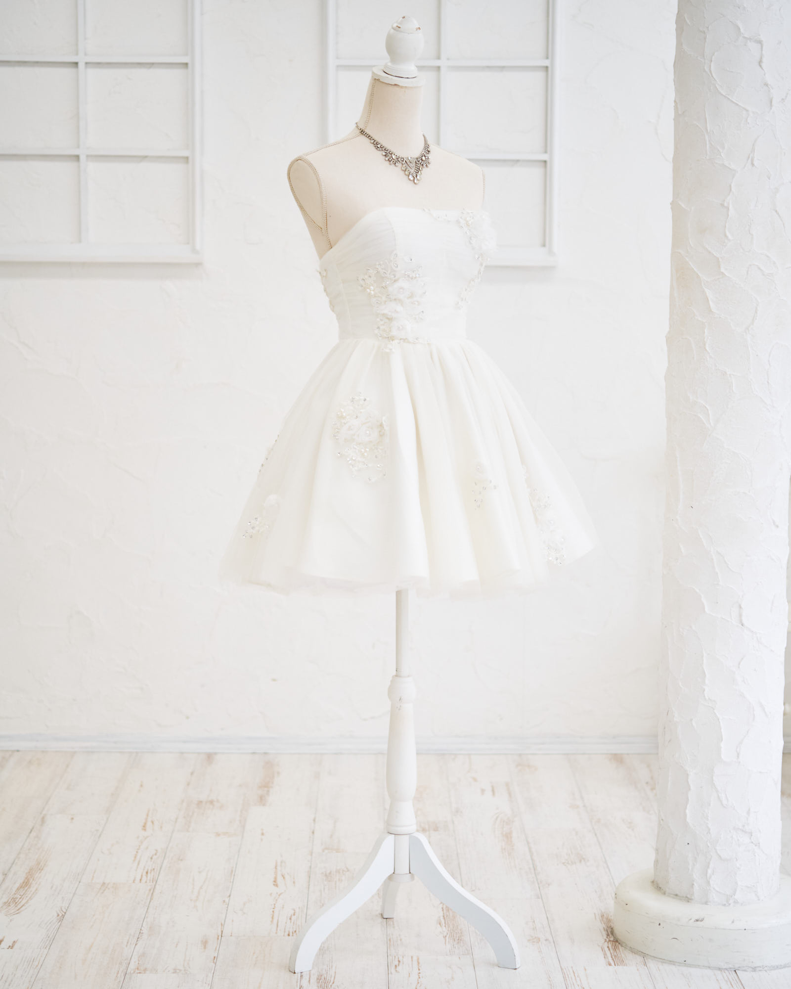 ウェディングミニドレス